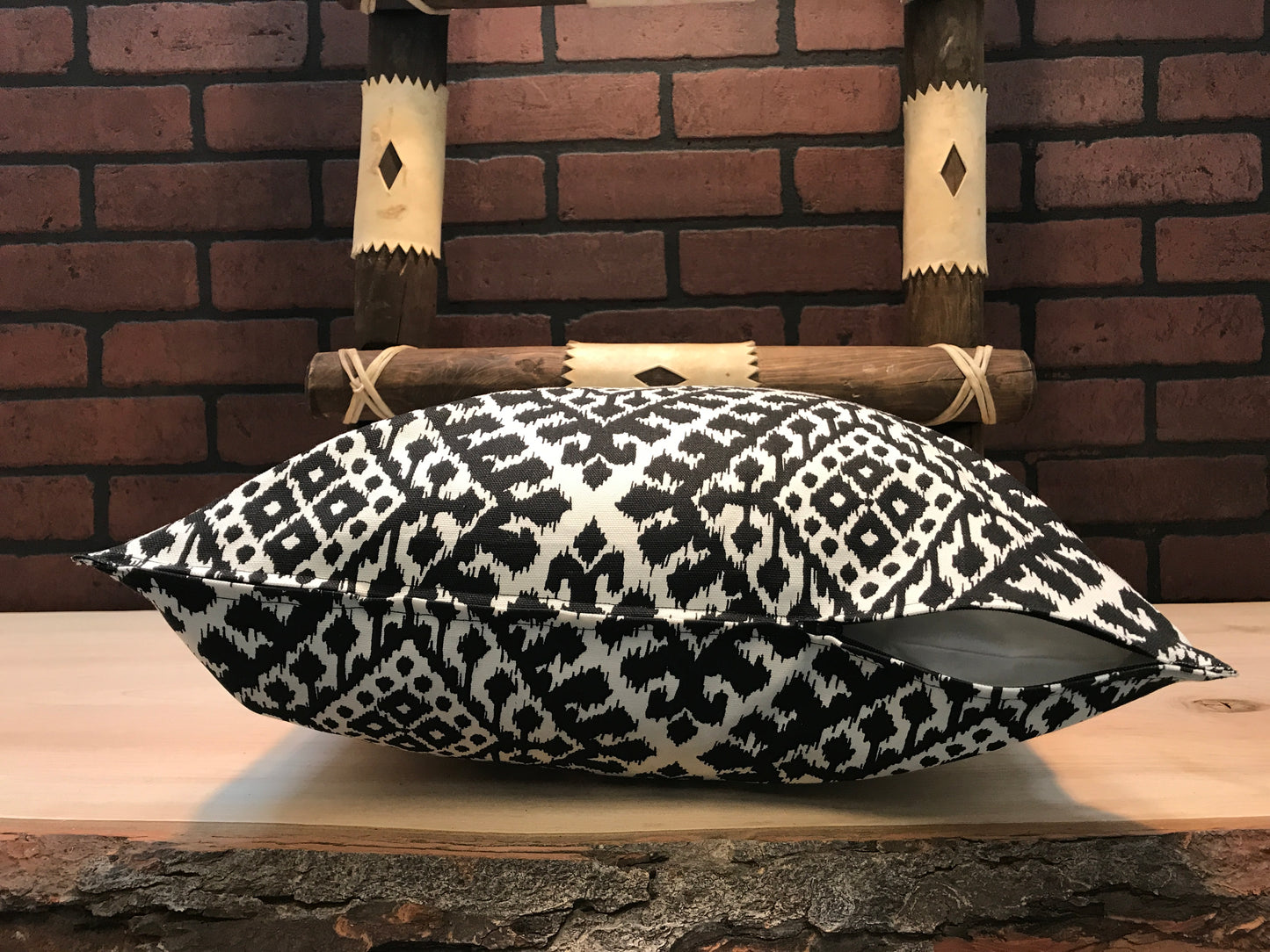 18" Gypsy Black & White Pillow Covers - InRugCo Studio & Gift Shop