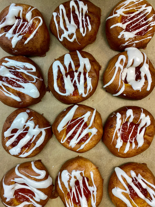 apricot old towne danish lolas