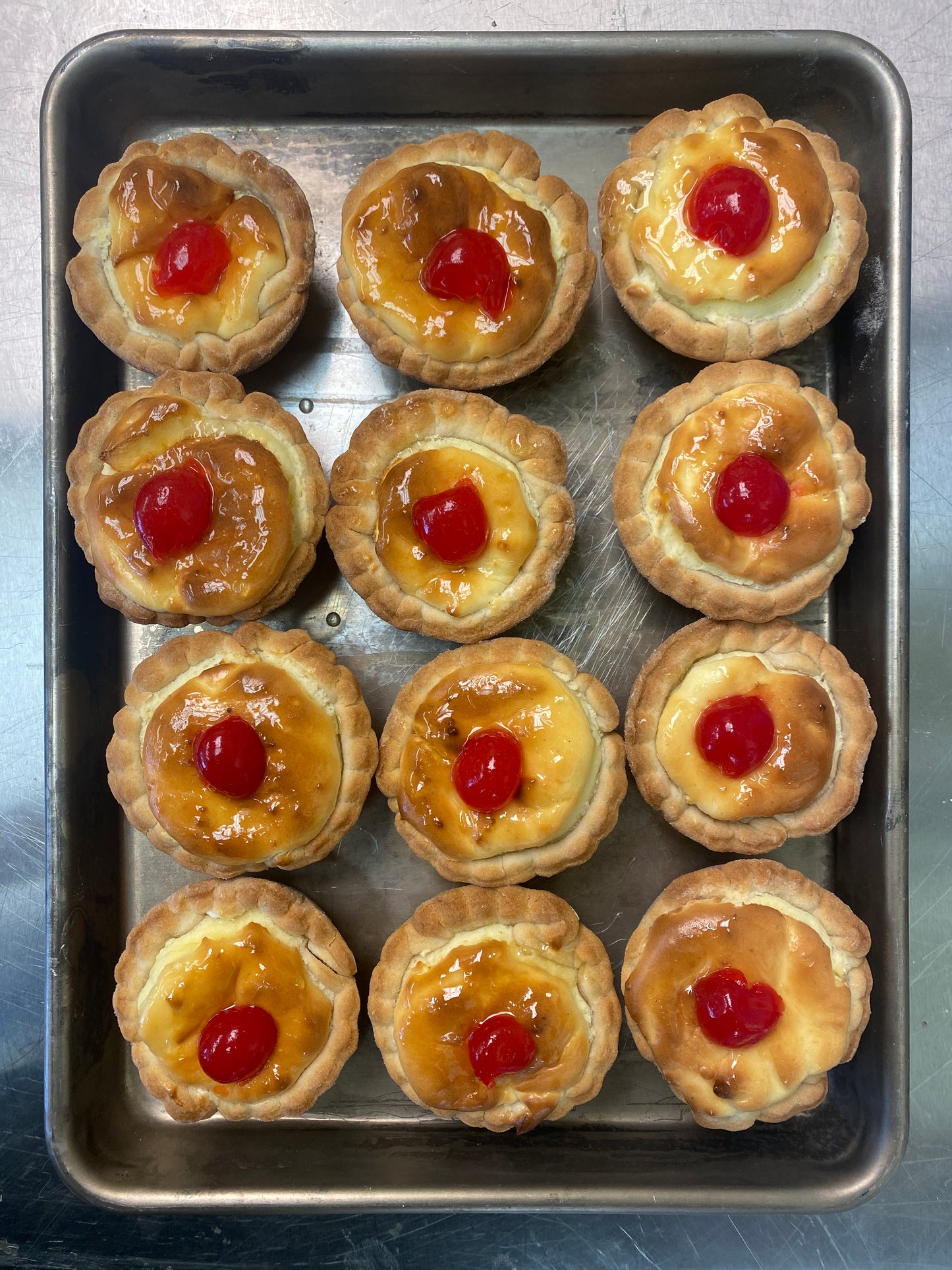 strawberry cupcakes lola pbj