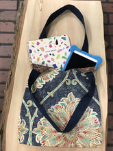 Load image into Gallery viewer, Feather Market Bag w/Snap Closure - InRugCo Studio &amp; Gift Shop