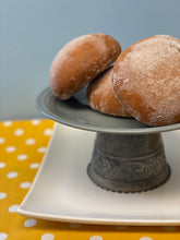 Load image into Gallery viewer, blossom bread lolas pastry bread jam