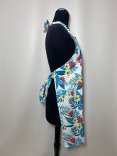 Load image into Gallery viewer, Tropical Flora Apron - InRugCo Studio &amp; Gift Shop